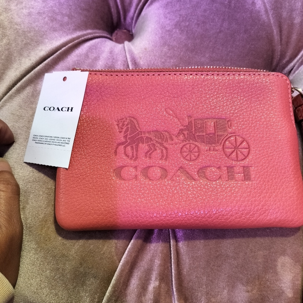 Coach wristlet - Picture 2 of 2